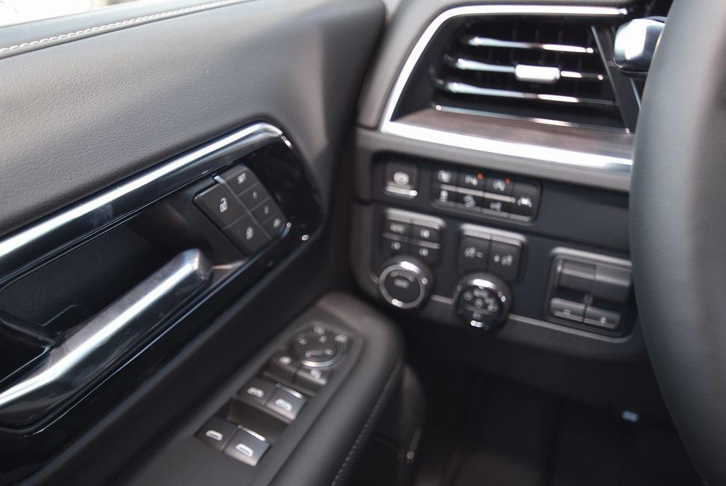 new 2025 Chevrolet Tahoe car, priced at $75,905