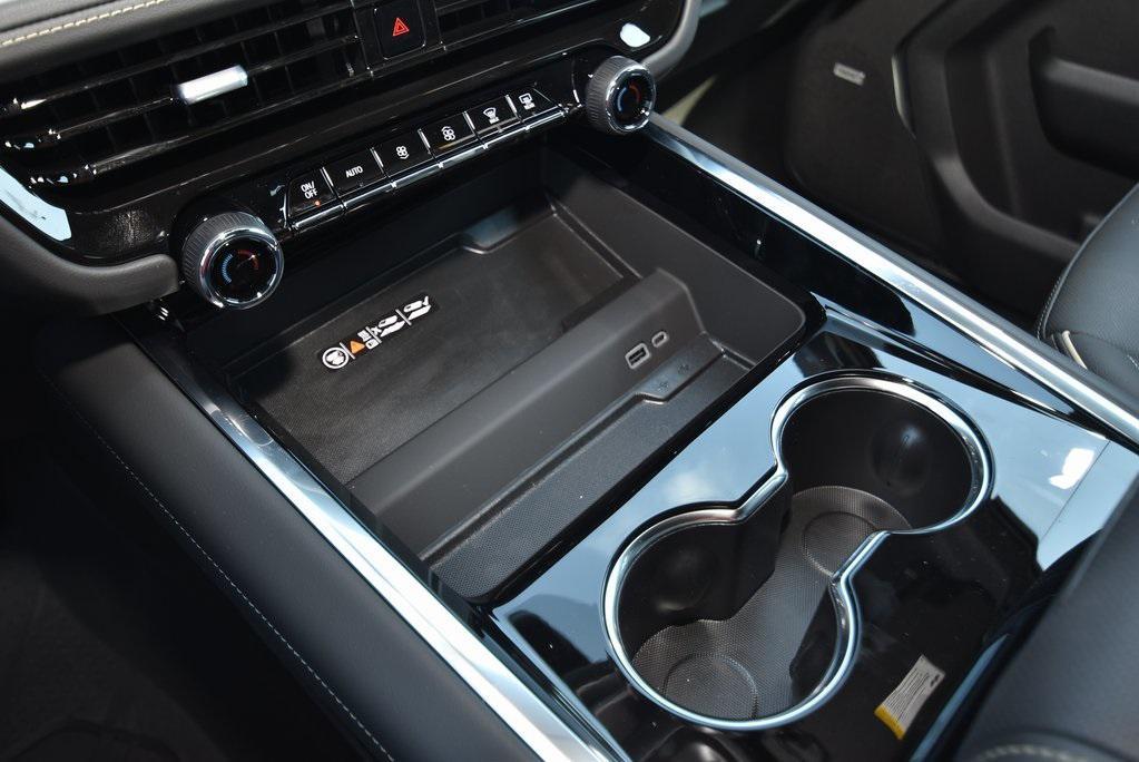 new 2025 Chevrolet Tahoe car, priced at $75,905