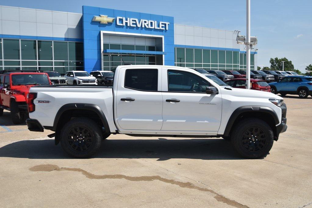 new 2025 Chevrolet Colorado car, priced at $41,050