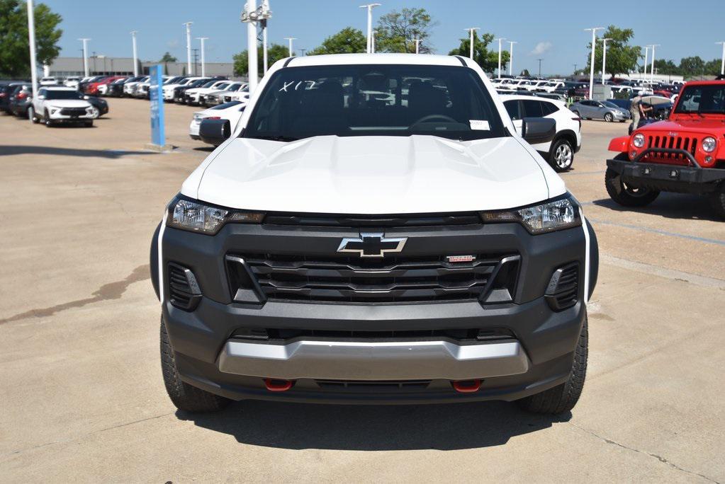 new 2025 Chevrolet Colorado car, priced at $41,050
