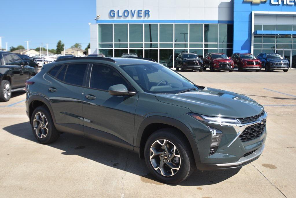 new 2026 Chevrolet Trax car, priced at $25,537
