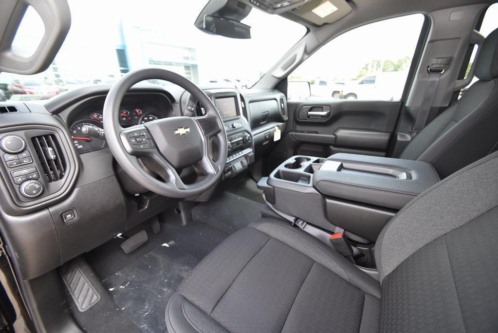 new 2026 Chevrolet Silverado 1500 car, priced at $40,680