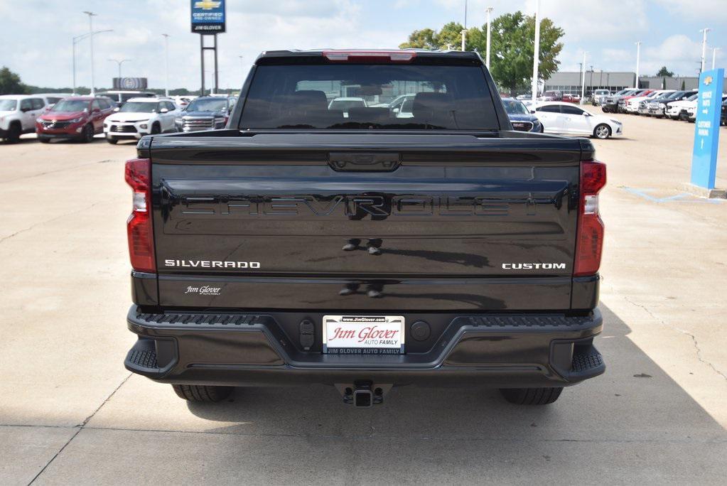 new 2026 Chevrolet Silverado 1500 car, priced at $40,680