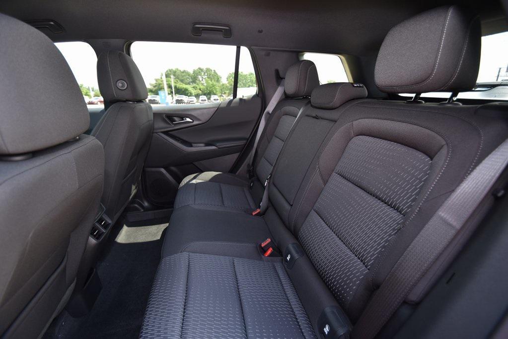 new 2026 Chevrolet Equinox car, priced at $29,295