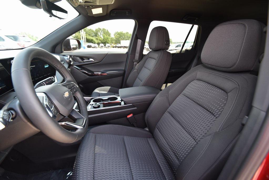 new 2026 Chevrolet Equinox car, priced at $29,295