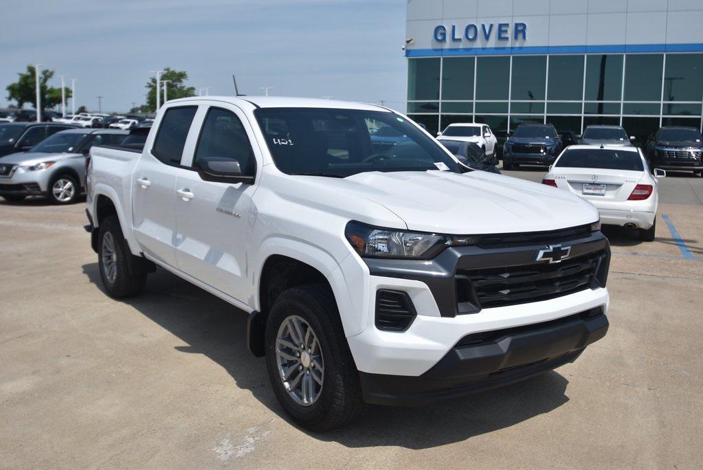new 2025 Chevrolet Colorado car, priced at $36,495