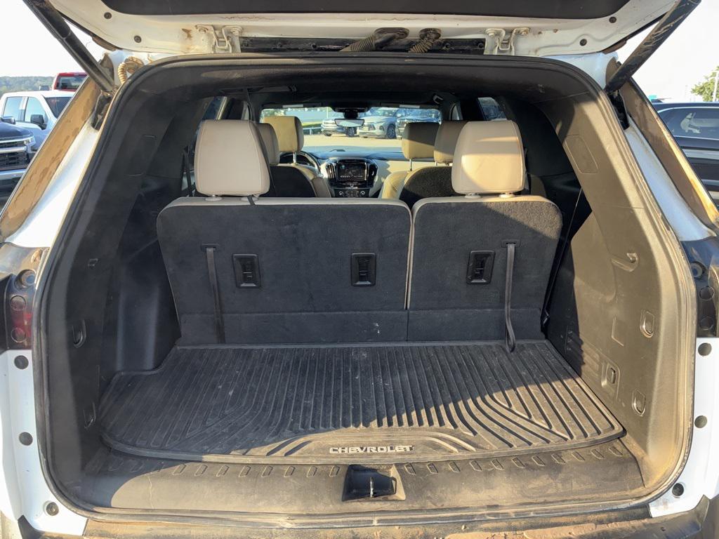 used 2023 Chevrolet Traverse car, priced at $27,859