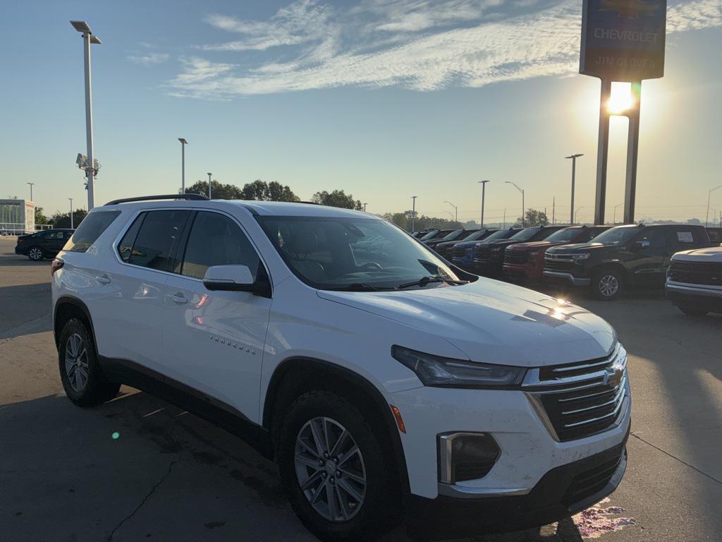 used 2023 Chevrolet Traverse car, priced at $27,859