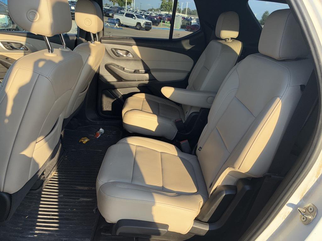 used 2023 Chevrolet Traverse car, priced at $27,859
