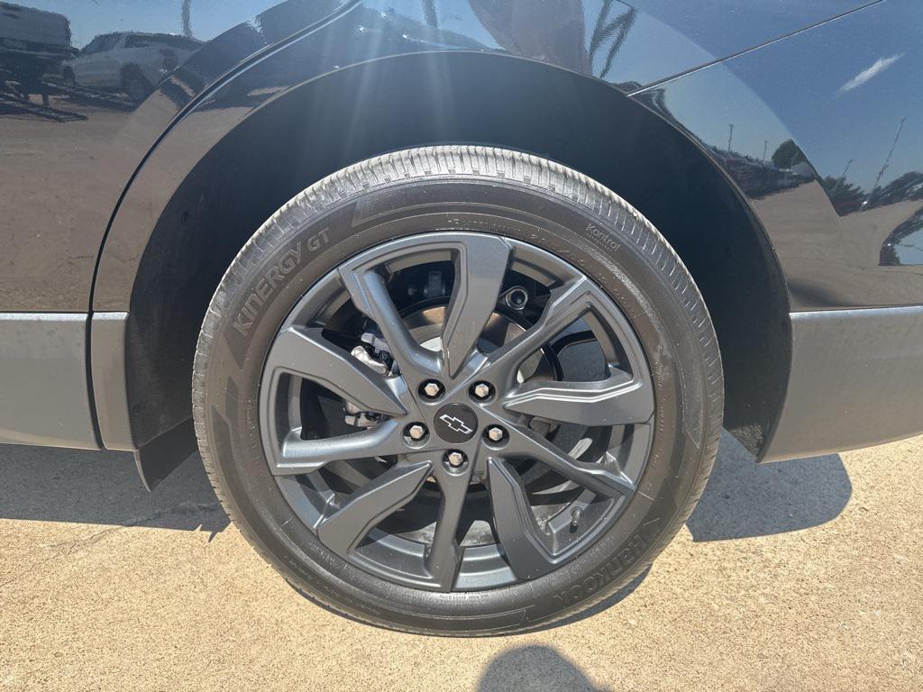 used 2022 Chevrolet Equinox car, priced at $30,450