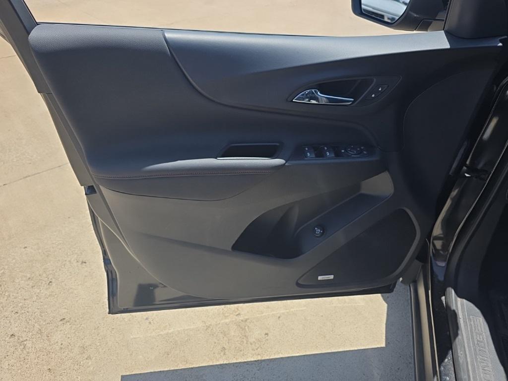 used 2022 Chevrolet Equinox car, priced at $30,558
