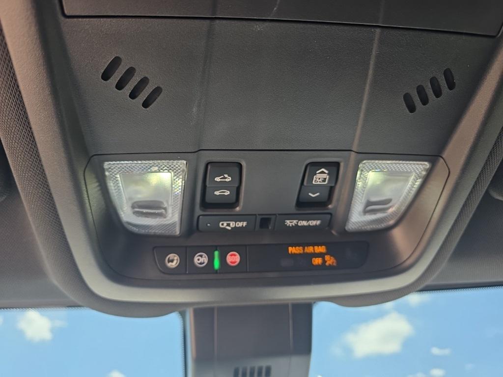 used 2022 Chevrolet Equinox car, priced at $30,558