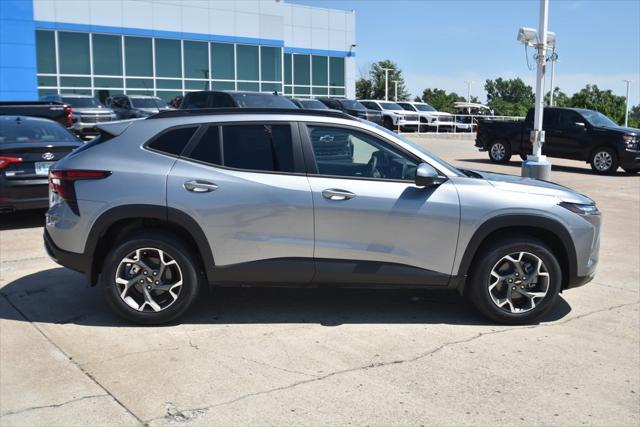 new 2025 Chevrolet Trax car, priced at $23,994