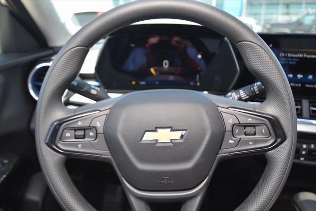 new 2025 Chevrolet Trax car, priced at $23,994