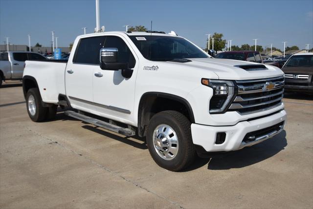 new 2025 Chevrolet Silverado 3500 car, priced at $85,070