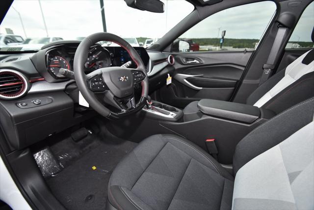 new 2025 Chevrolet Trax car, priced at $23,933