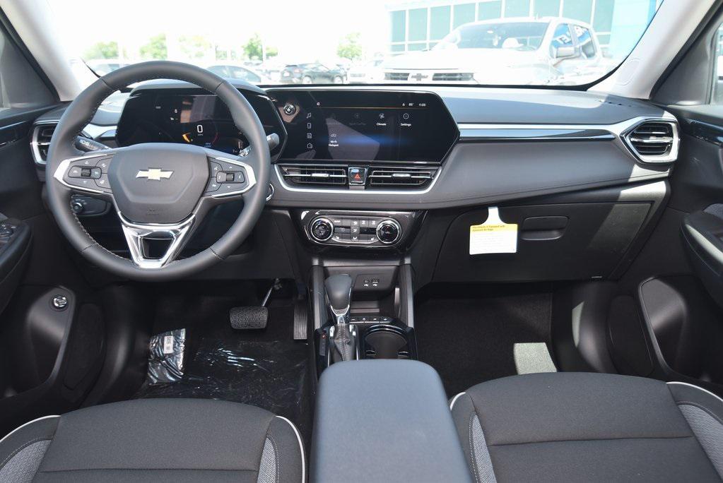 new 2026 Chevrolet TrailBlazer car, priced at $27,286