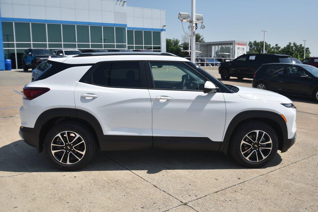 new 2026 Chevrolet TrailBlazer car, priced at $27,286