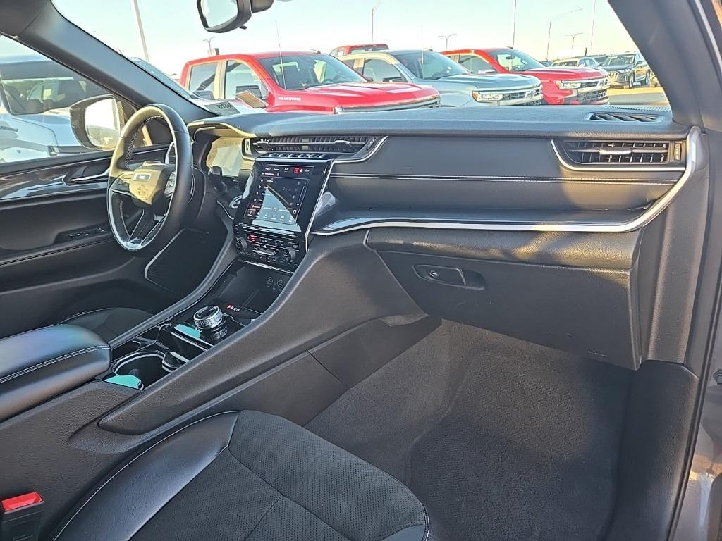 used 2022 Jeep Grand Cherokee car, priced at $31,985