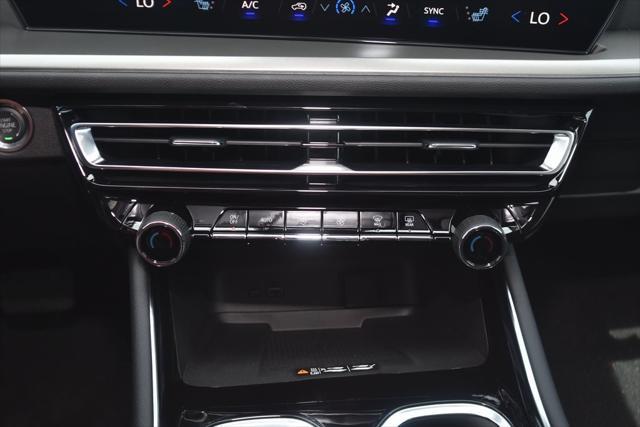 new 2025 Chevrolet Traverse car, priced at $42,779