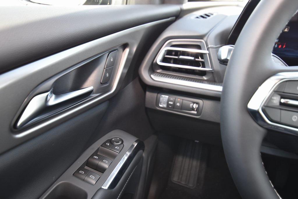 new 2026 Chevrolet Traverse car, priced at $43,479