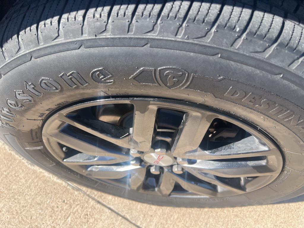 used 2017 GMC Acadia car, priced at $14,995