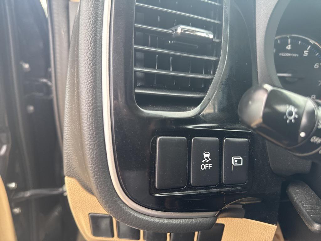 used 2020 Mitsubishi Outlander car, priced at $14,995