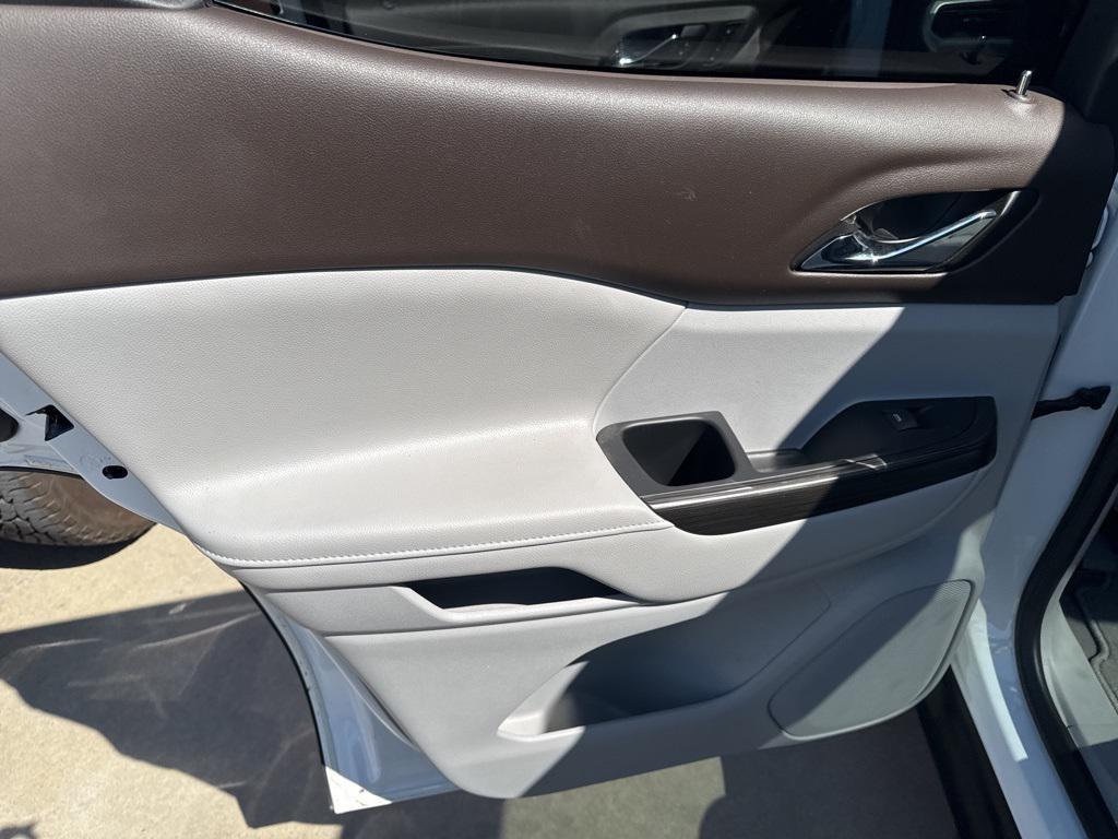 used 2022 GMC Acadia car, priced at $34,750