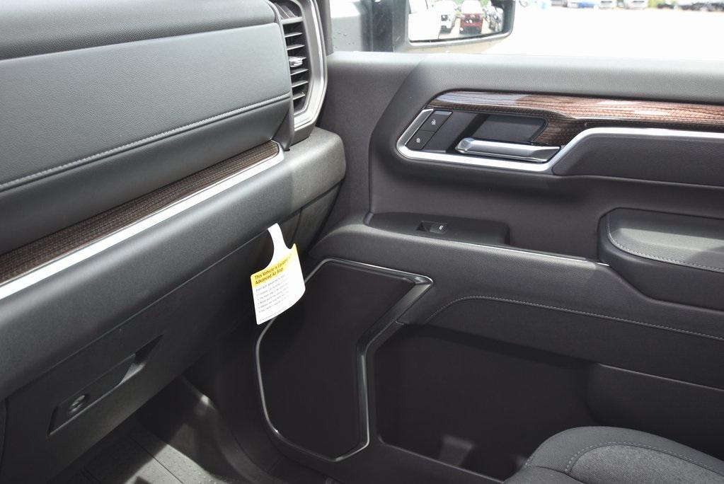 new 2025 Chevrolet Silverado 2500 car, priced at $66,300