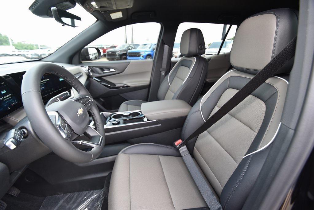 new 2026 Chevrolet Equinox car, priced at $30,030