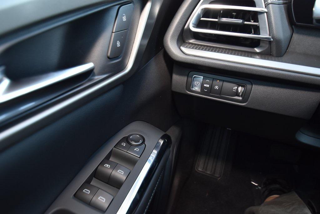 new 2026 Chevrolet Traverse car, priced at $42,789
