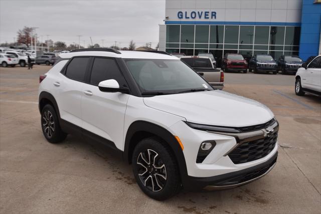 new 2025 Chevrolet TrailBlazer car, priced at $28,230