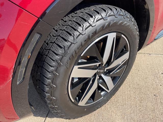 used 2022 Kia Sorento car, priced at $26,250