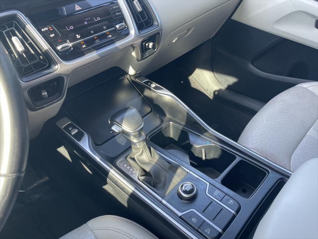 used 2022 Kia Sorento car, priced at $26,250