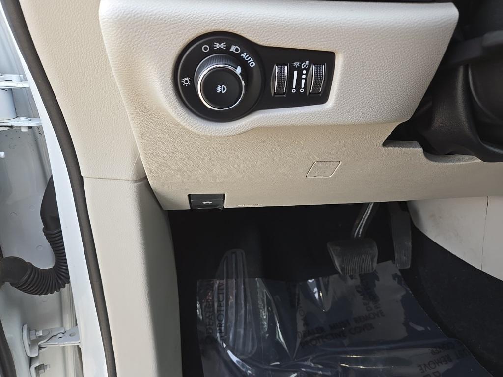 used 2020 Chrysler Pacifica car, priced at $19,500