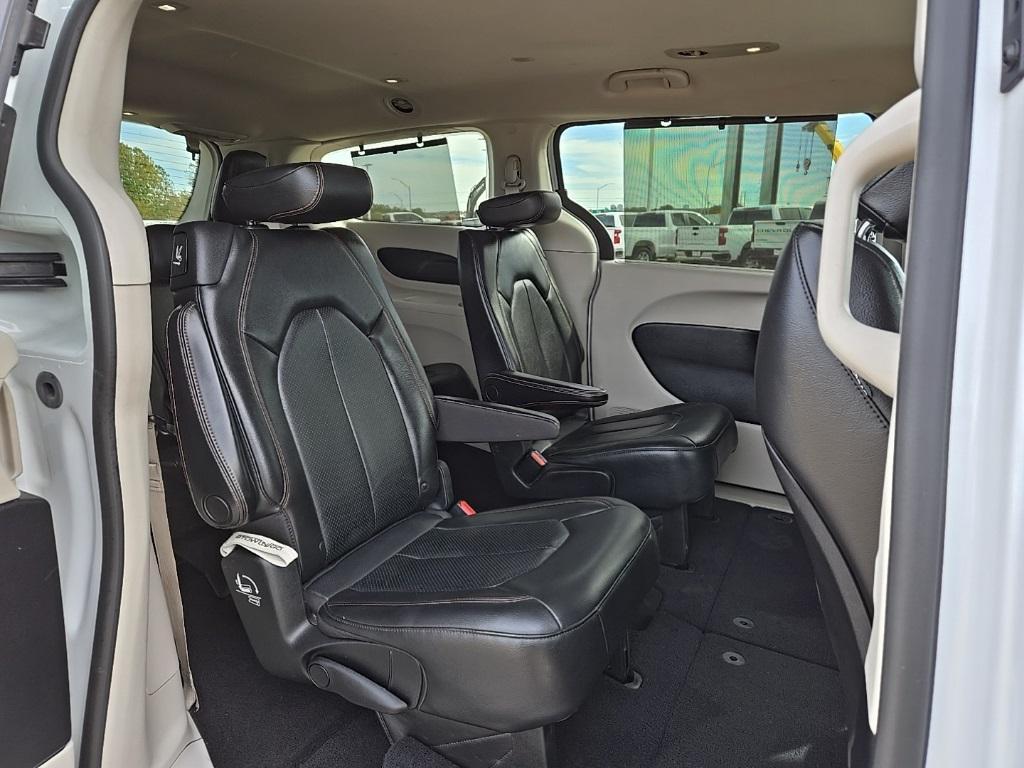 used 2020 Chrysler Pacifica car, priced at $19,500