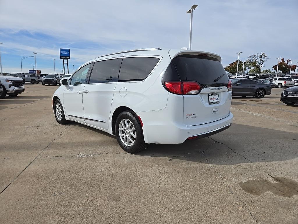 used 2020 Chrysler Pacifica car, priced at $19,500