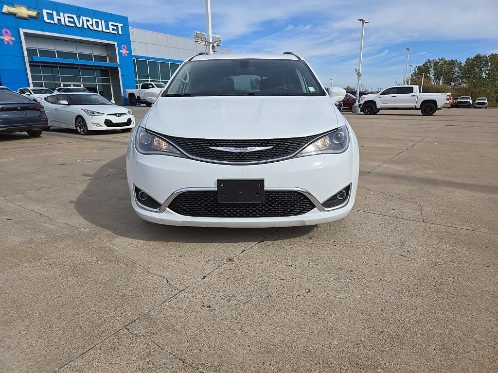 used 2020 Chrysler Pacifica car, priced at $19,500