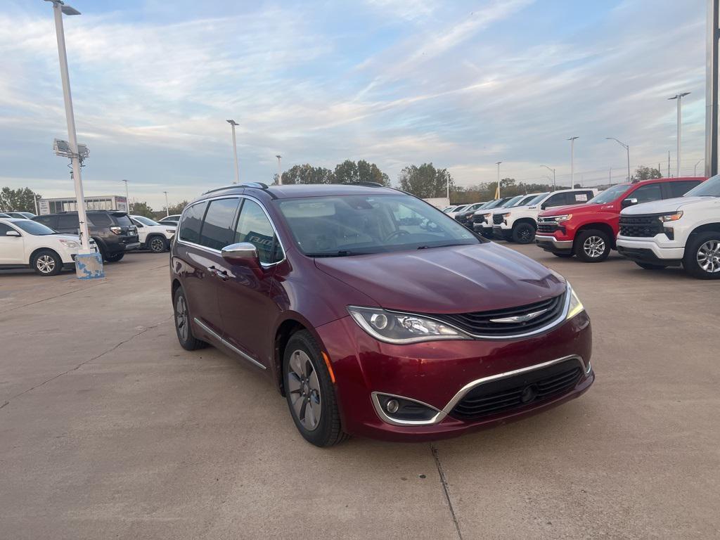used 2017 Chrysler Pacifica Hybrid car, priced at $18,393