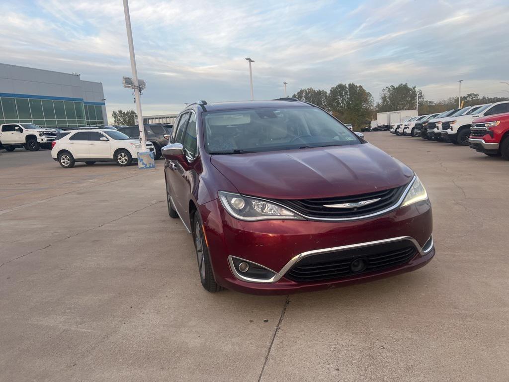 used 2017 Chrysler Pacifica Hybrid car, priced at $18,393