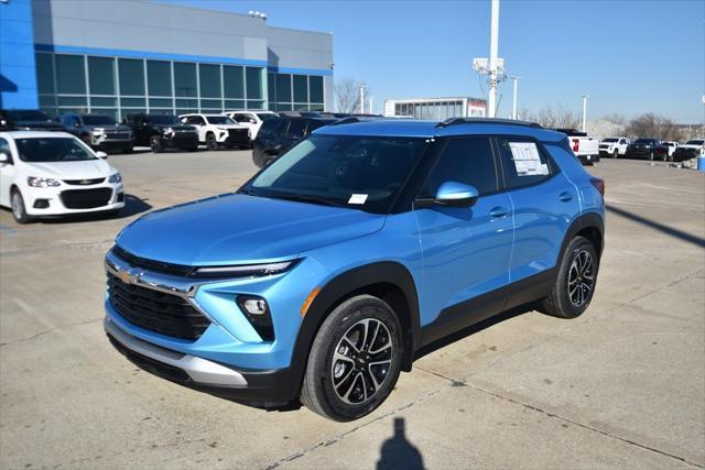 new 2025 Chevrolet TrailBlazer car, priced at $27,615