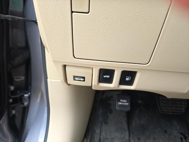 used 2013 Lexus ES 350 car, priced at $15,868