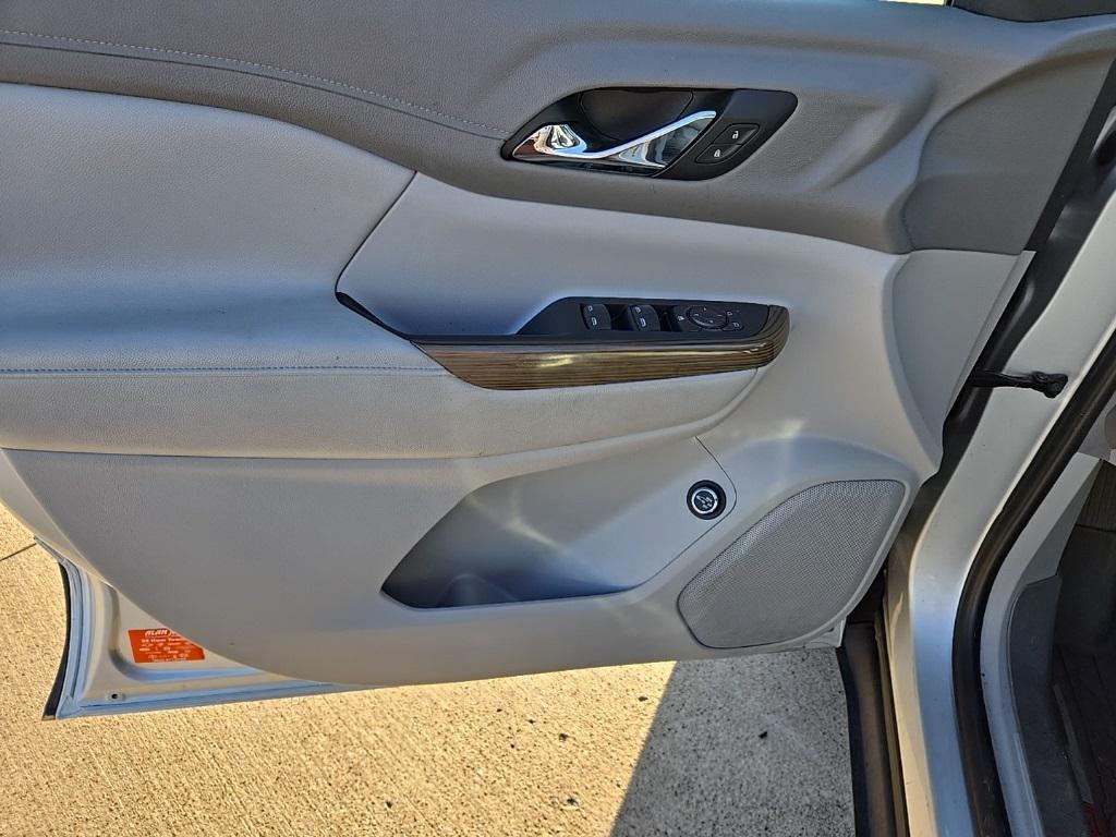 used 2019 GMC Acadia car, priced at $22,550