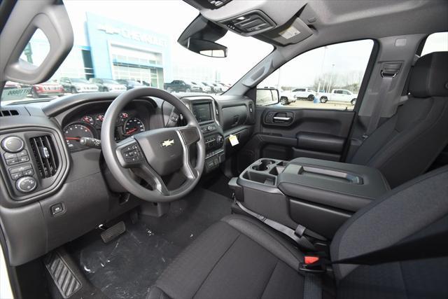 new 2025 Chevrolet Silverado 1500 car, priced at $40,920