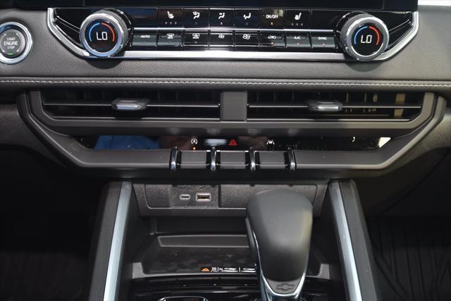 new 2025 Chevrolet Colorado car, priced at $43,035