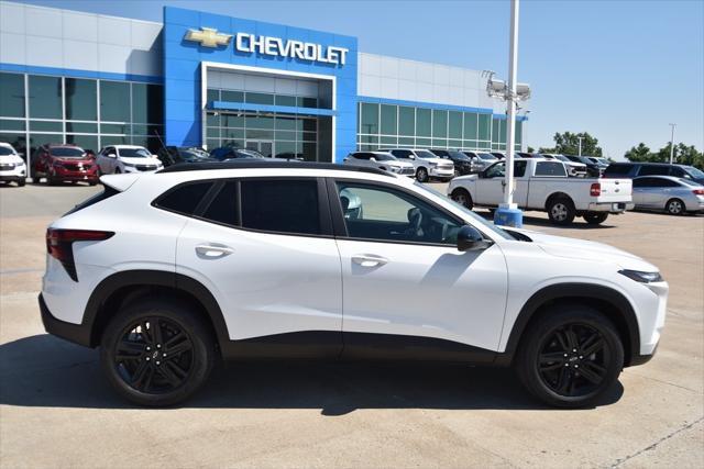 new 2025 Chevrolet Trax car, priced at $25,100