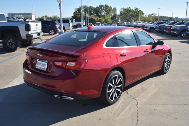 new 2025 Chevrolet Malibu car, priced at $27,080