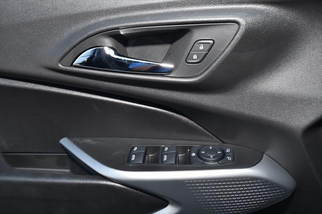 new 2025 Chevrolet Trax car, priced at $22,105