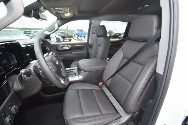 new 2025 Chevrolet Silverado 1500 car, priced at $52,554