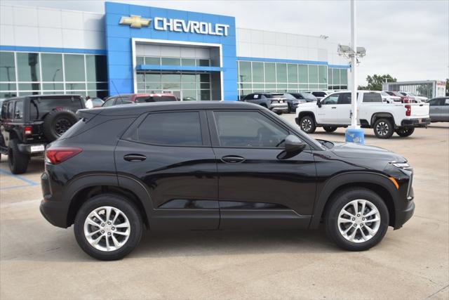 new 2025 Chevrolet TrailBlazer car, priced at $24,290